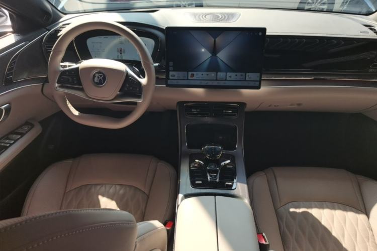 Used BYD Han 2025 DM-i 125KM LiDAR-Powered Intelligent Driving Model Center Console