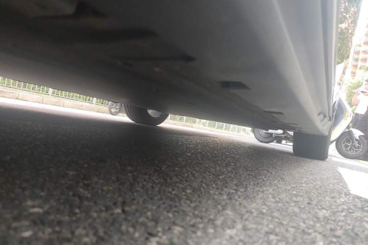 Used BYD Han 2025 EV 701KM Deluxe Edition Chassis Front Left
