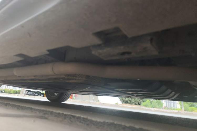 Used BYD Han 2025 DM-i 125KM Elite Model Chassis Front Right