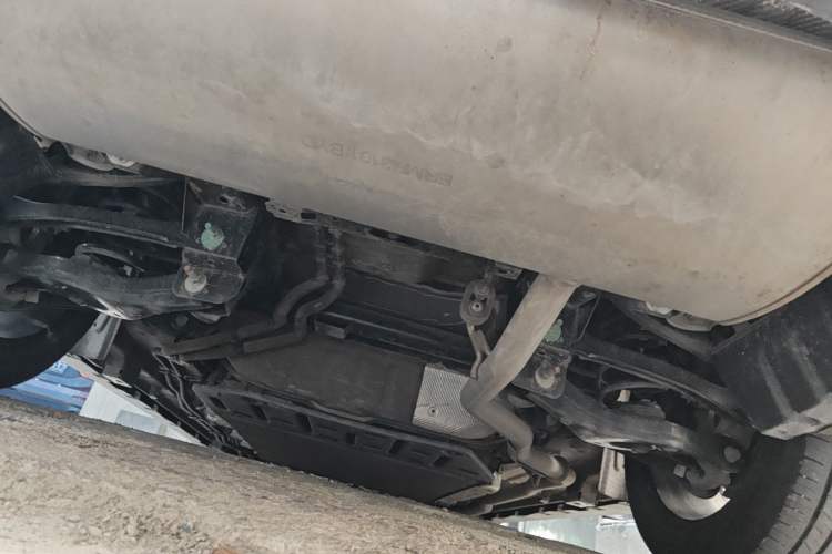 Used BYD Han 2025 DM-i Smart Drive 125KM Elite Model Chassis Rear