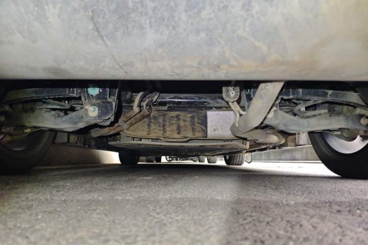 Used BYD Han 2025 DM-i Smart Drive 125KM Elite Model Chassis Rear