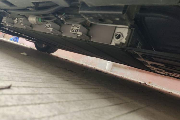 Used BYD Han 2025 DM-i Intelligent Driving Edition 125KM Prestige Model Chassis Rear Left