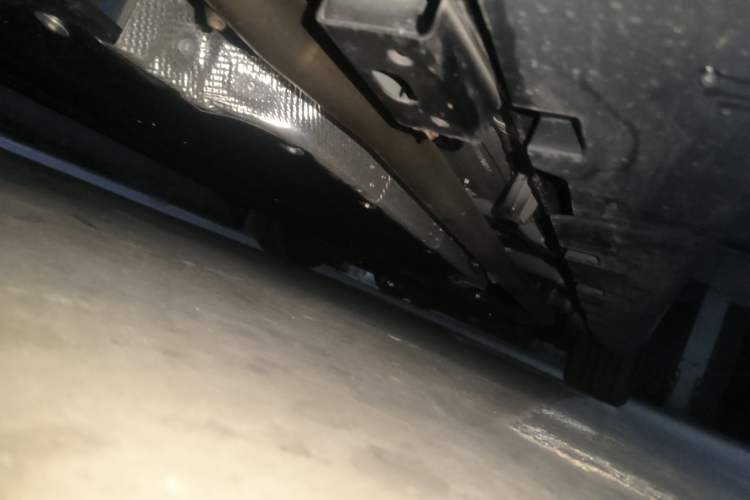 Used BYD Han 2025 DM-i Intelligent Driving Edition 125KM LiDAR Flagship Model Chassis Rear Right