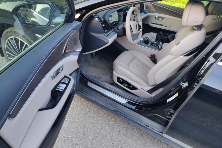 Used BYD Han 2025 EV with 701 km of Laser Radar-Enabled Intelligent Driving Driver Seat