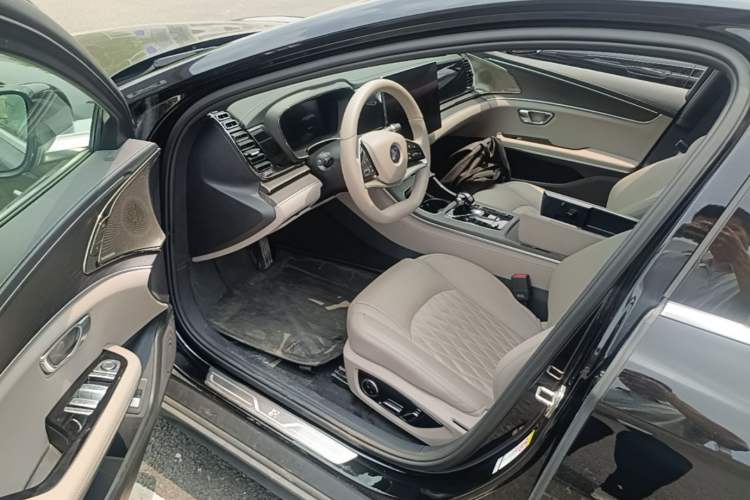 Used BYD Han 2025 EV Intelligent Driving Edition 701KM LiDAR Deluxe Model Driver Seat