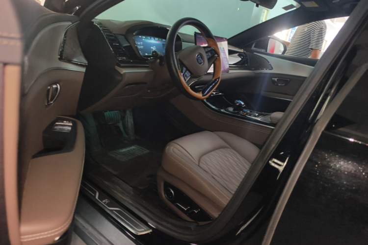 Used BYD Han 2025 DM-i 125KM Elite Model Driver Seat