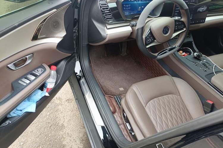 Used BYD Han 2025 DM-i 125KM Prestige Model Driver Seat