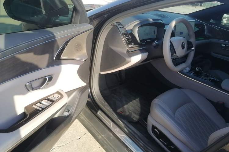 Used BYD Han 2025 DM-i Intelligent Driving Edition 125KM LiDAR Flagship Model Driver Seat