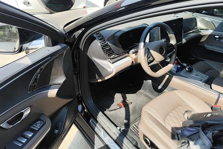 Used BYD Han 2025 DM-i Smart Drive 125KM Elite Model Driver Seat