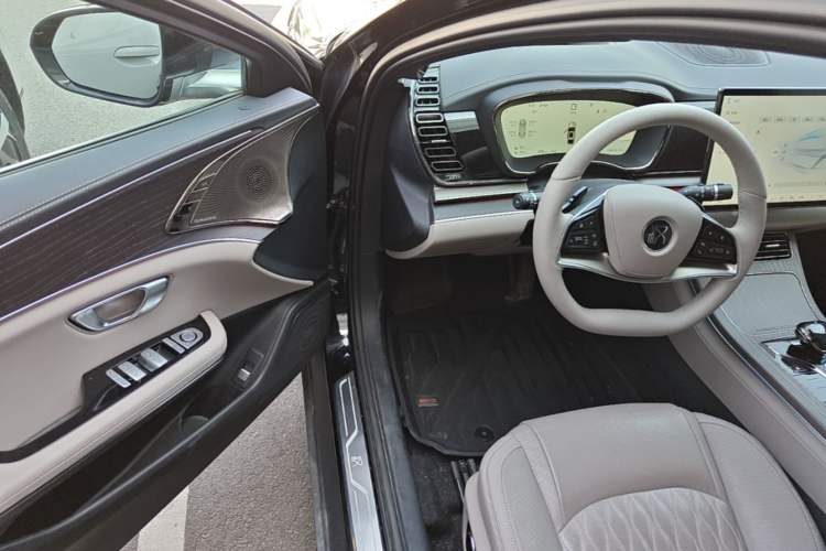 Used BYD Han 2025 DM-i Intelligent Driving Edition 125KM LiDAR Flagship Model Driver Seat