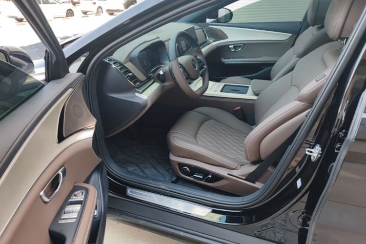 Used BYD Han 2025 DM-i Intelligent Driving Edition 245KM Prestigious Edition Driver Seat