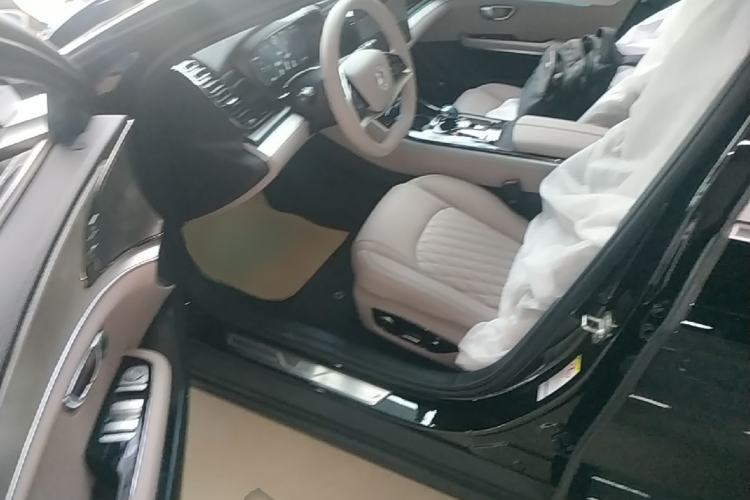Used BYD Han 2025 DM-i Smart Drive 125KM Elite Model Driver Seat