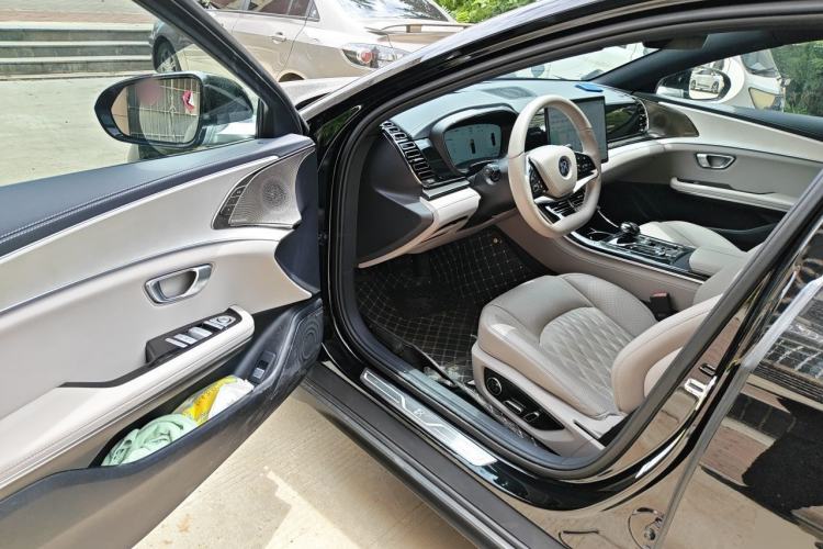 Used BYD Han 2025 DM-i Intelligent Driving Edition 125KM Prestige Model Driver Seat