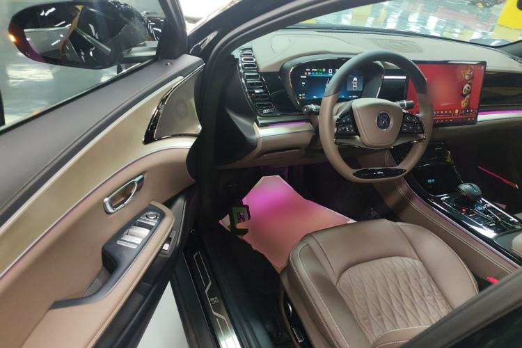 Used BYD Han 2025 DM-i 125KM Elite Model Driver Seat