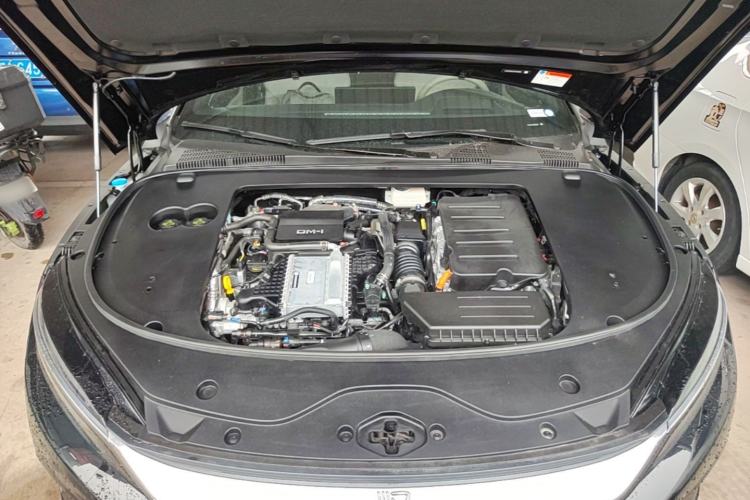 Used BYD Han 2025 DM-i Intelligent Driving Edition 125KM LiDAR Flagship Model Engine Bay