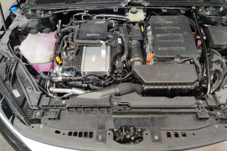 Used BYD Han 2025 DM-i 125KM Elite Model Engine Bay