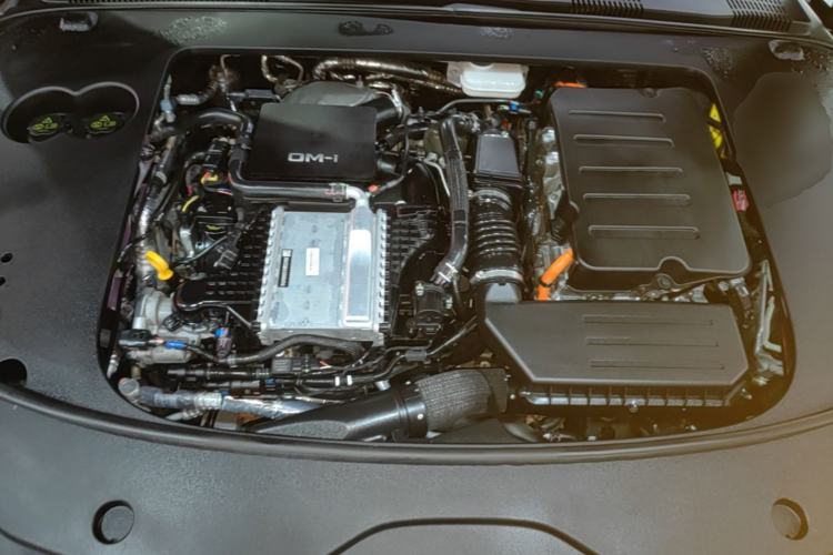 Used BYD Han 2025 DM-i Smart Drive 125KM Elite Model Engine Bay
