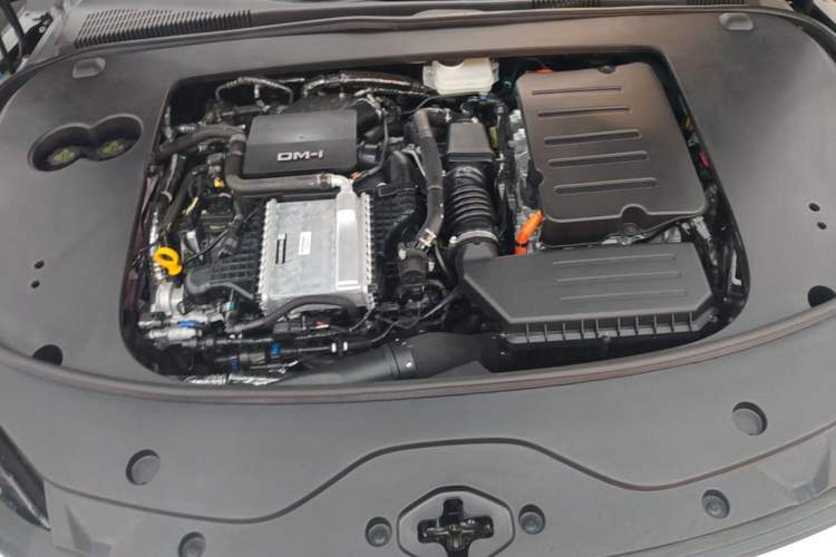 Used BYD Han 2025 DM-i Intelligent Driving Edition 125KM LiDAR Flagship Model Engine Bay
