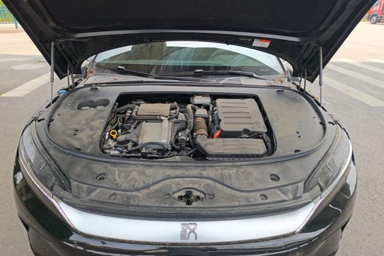 Used BYD Han 2025 DM-i 125KM Prestige Model Engine Bay