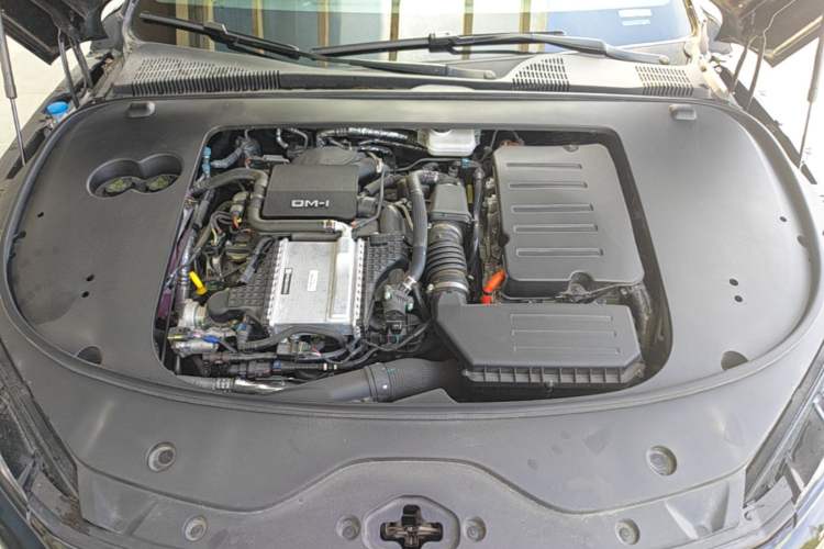 Used BYD Han 2025 DM-i 125KM Elite Model Engine Bay