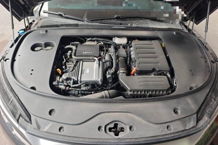 Used BYD Han 2025 DM-i Smart Drive 125KM Elite Model Engine Bay