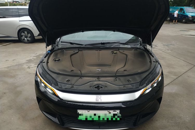 Used BYD Han 2025 EV with 701 km of Laser Radar-Enabled Intelligent Driving Engine Bay