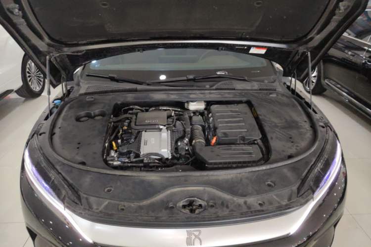 Used BYD Han 2025 DM-i 125KM Prestige Model Engine Bay