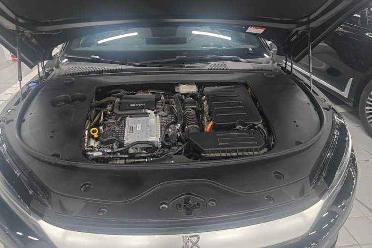 Used BYD Han 2025 DM-i Intelligent Driving Edition 125KM LiDAR Flagship Model Engine Bay