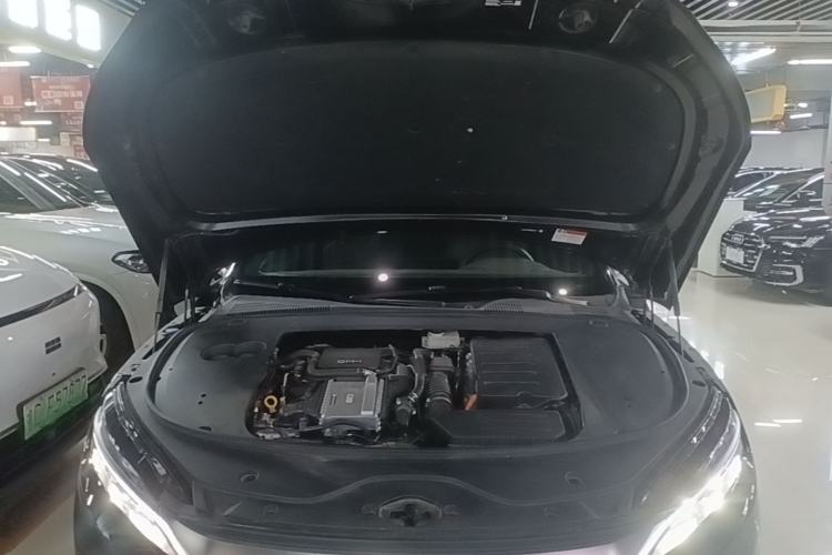Used BYD Han 2025 DM-i Smart Drive 125KM Comfort Edition Engine Bay