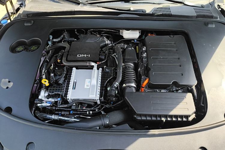 Used BYD Han 2025 DM-i Smart Drive 125KM Elite Model Engine Bay