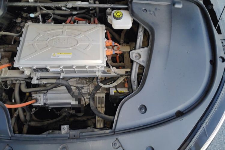 Used BYD Han 2025 EV with 701 km of Laser Radar-Enabled Intelligent Driving Engine Bay Left