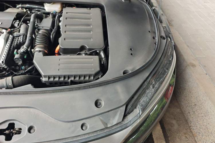 Used BYD Han 2025 DM-i Smart Drive 125KM Elite Model Engine Bay Left