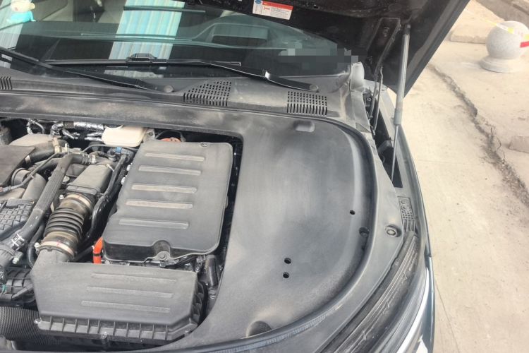 Used BYD Han 2025 DM-i 125KM Prestige Model Engine Bay Left