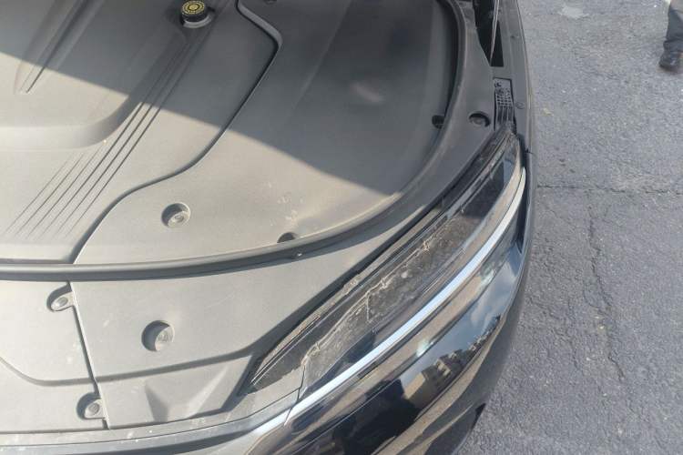 Used BYD Han 2025 EV Intelligent Driving Edition 701KM LiDAR Deluxe Model Engine Bay Left