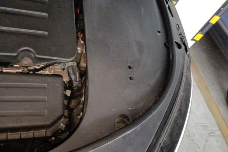 Used BYD Han 2025 DM-i 125KM Prestige Model Engine Bay Left