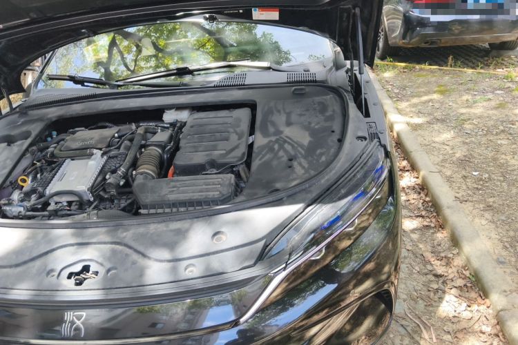 Used BYD Han 2025 DM-i 125KM Prestige Model Engine Bay Left