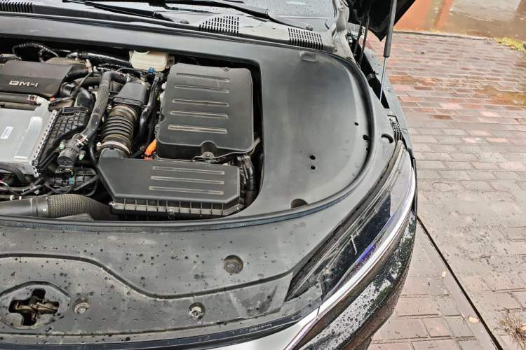 Used BYD Han 2025 DM-i Smart Drive 125KM Elite Model Engine Bay Left