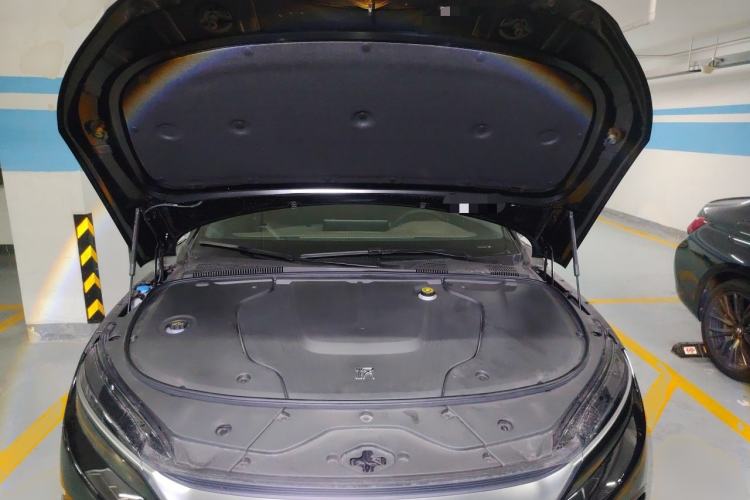 Used BYD Han 2025 Model EV Intelligent Driving Edition 635KM Flagship Engine Bay