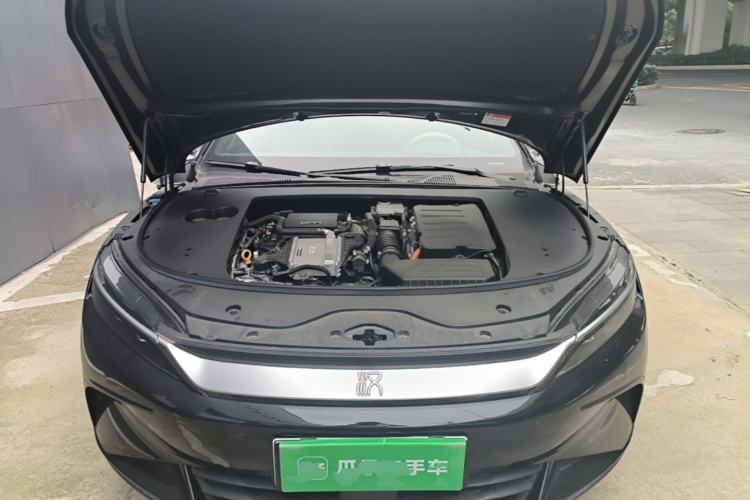 Used BYD Han 2025 DM-i 125KM LiDAR-Powered Intelligent Driving Model Engine Bay
