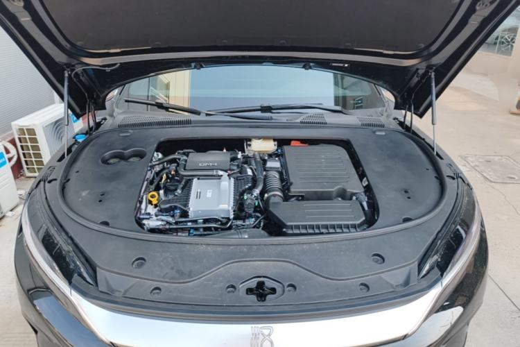 Used BYD Han 2025 DM-i Intelligent Driving Edition 245KM Prestigious Edition Engine Bay