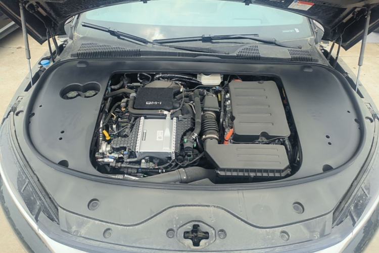 Used BYD Han 2025 DM-i Intelligent Driving Edition 125KM LiDAR Flagship Model Engine Bay