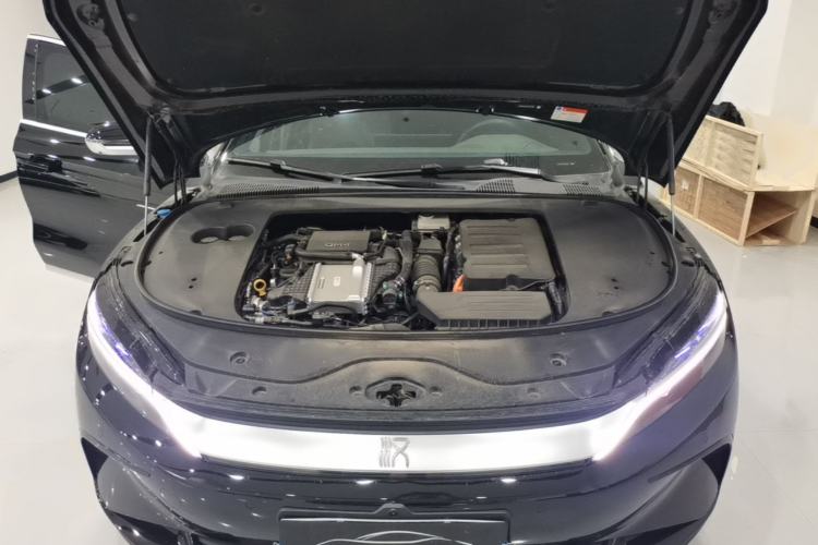 Used BYD Han 2025 DM-i Smart Drive 125KM Elite Model Engine Bay