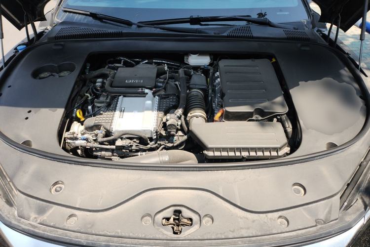 Used BYD Han 2025 DM-i Smart Drive 125KM Prestige Model Engine Bay
