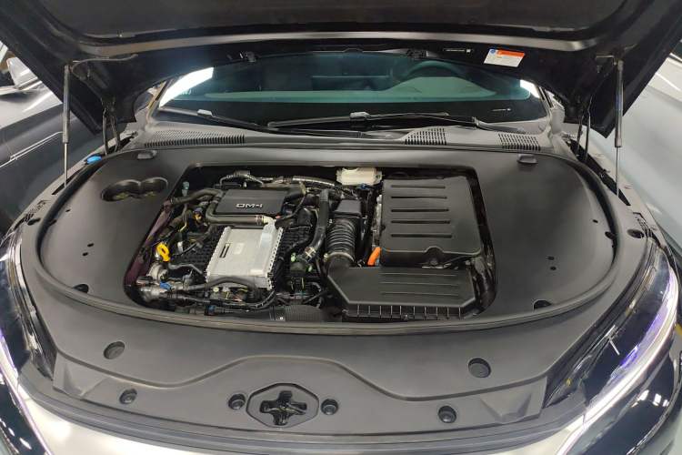Used BYD Han 2025 DM-i 125KM Elite Model Engine Bay