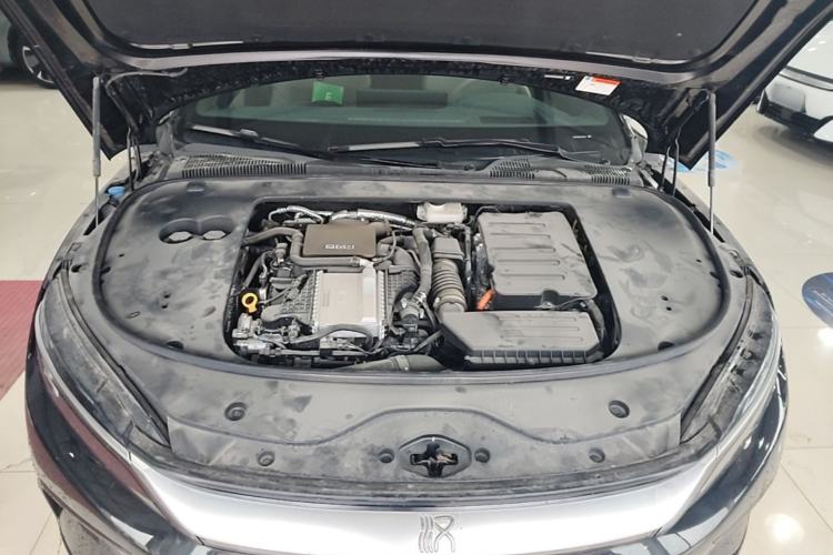 Used BYD Han 2025 DM-i Intelligent Driving Edition 125KM LiDAR Flagship Model Engine Bay