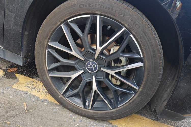 Used BYD Han 2025 EV Intelligent Driving Version 506KM Prestige Model Exterior 1