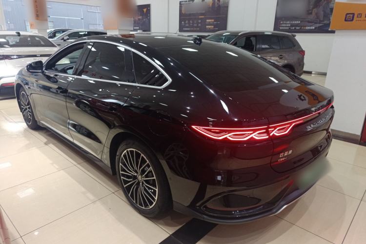 Used BYD Han 2025 DM-i 125KM LiDAR-Powered Intelligent Driving Model Exterior 2