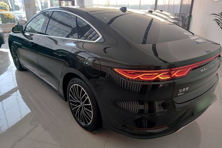 Used BYD Han 2025 DM-i 125KM LiDAR-Powered Intelligent Driving Model Exterior 2