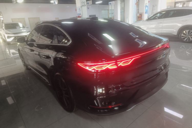 Used BYD Han 2025 DM-i Smart Drive 125KM Elite Model Exterior 2