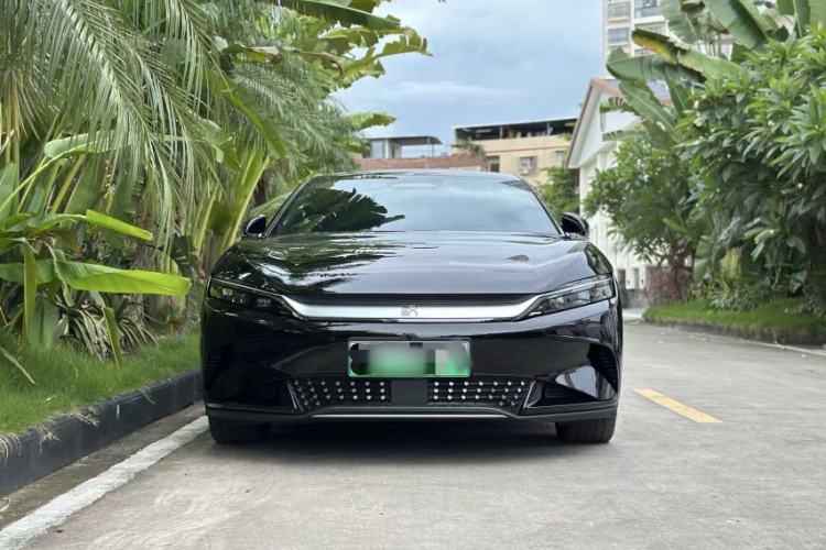Used BYD Han 2025 EV Intelligent Driving Edition 605KM Prestige Model Exterior 4